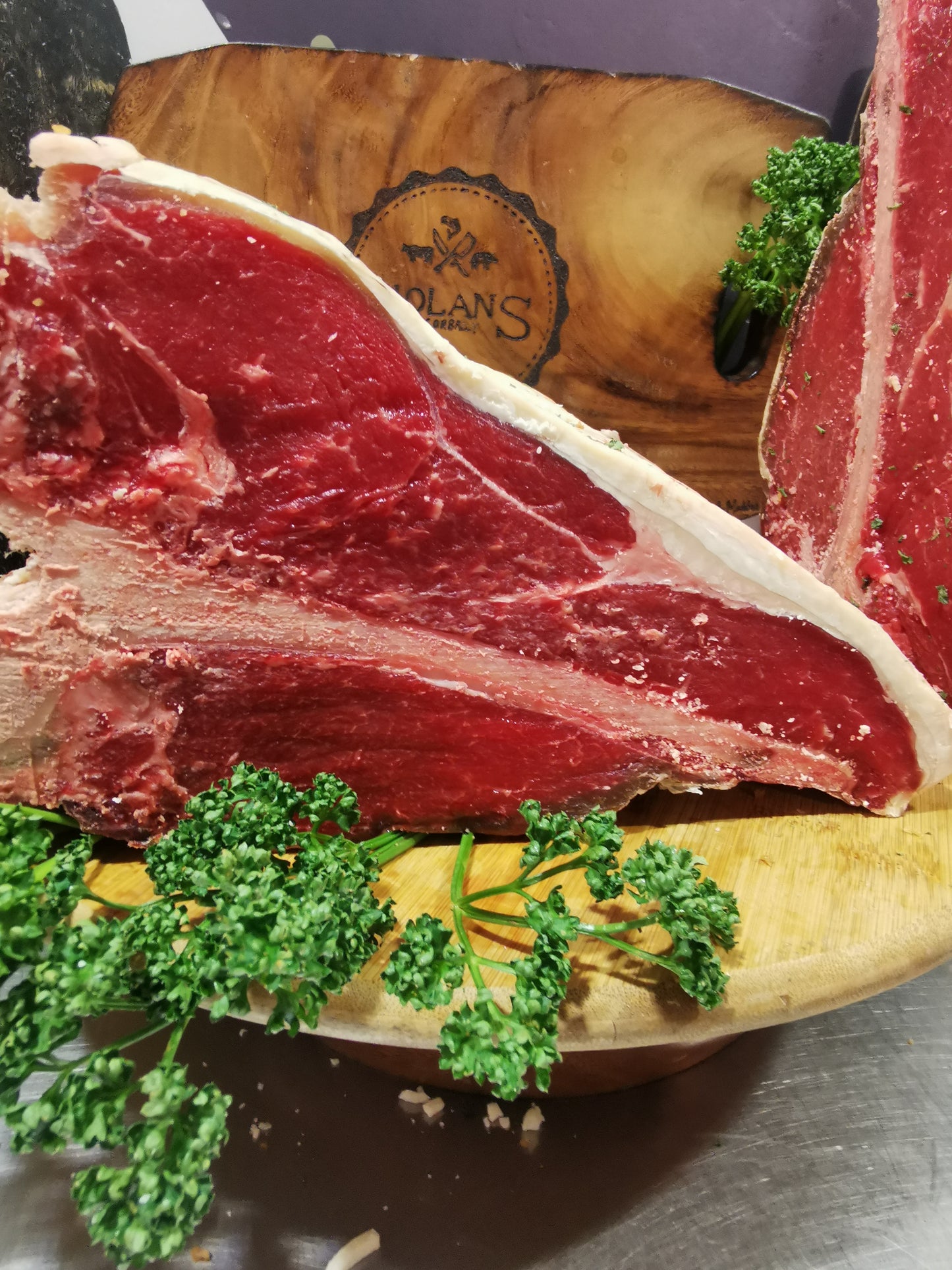 1 x 500G (18oz) 30 Day Dry Aged T Bone Steak